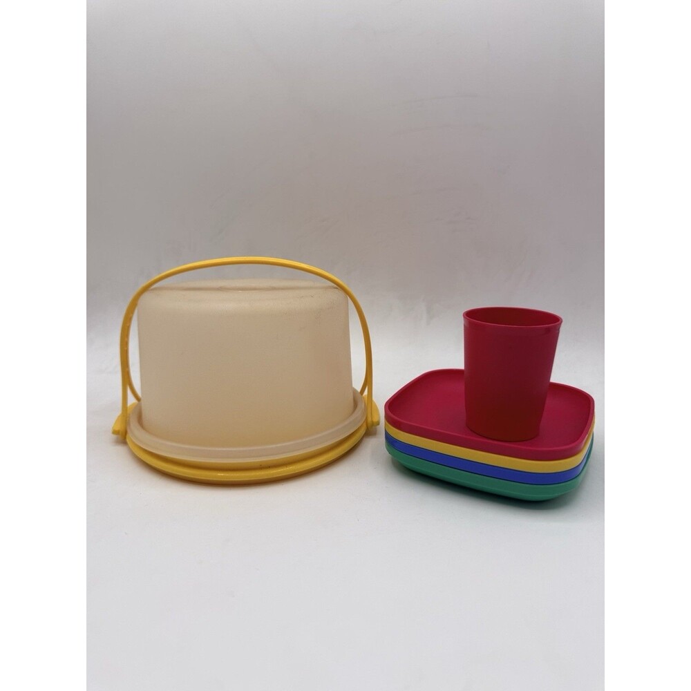 Vintage Tupperware Tupper Toys Mini Cake Carrier & 4 Plates 1 Cup Red Yellow +